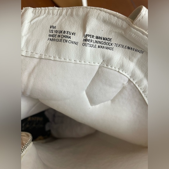 ViVI Elegant White Sneakers - Picture 11 of 14